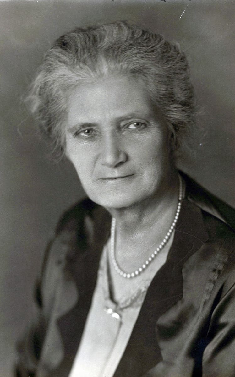 Portrait of Charlotte Peck